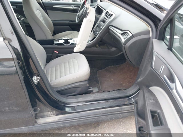 Ford FUSION S 2014 3FA6P0G7XER315121 Image 5