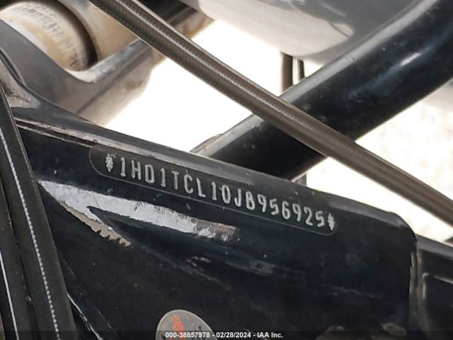 2018 HARLEY-DAVIDSON FLTRXSE 1HD1TCL10JB956925 Photo 9