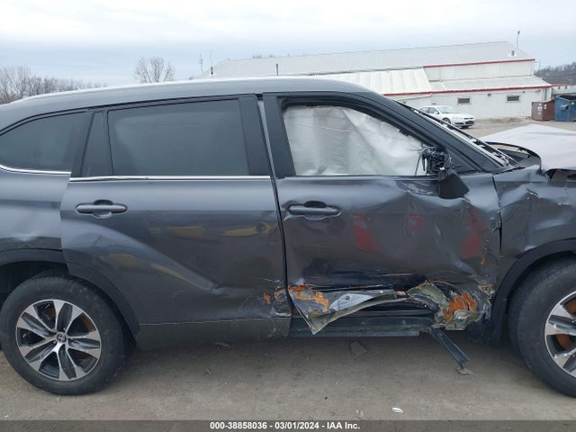 Toyota Highlander Xle 2023 5TDKDRBH1PS021578 Image 12