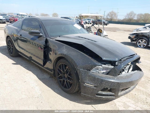 Ford MUSTANG GT 2014 1ZVBP8CF8E5271642 Image 1