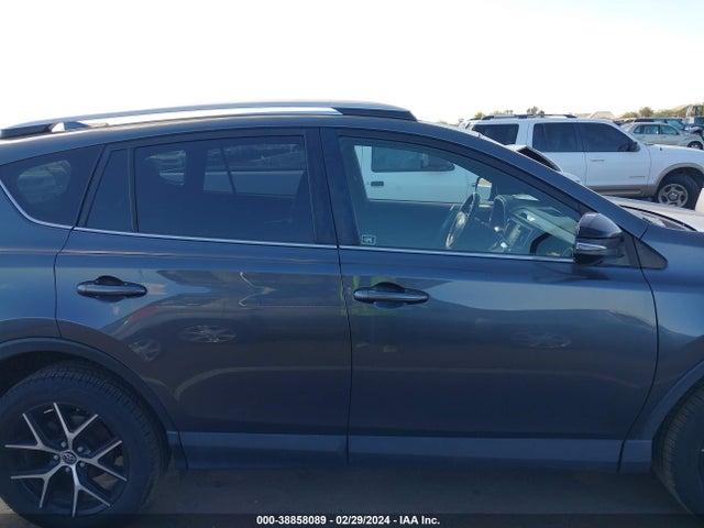 Toyota RAV4 SE 2016 JTMJFREVXGD190873 Image 14