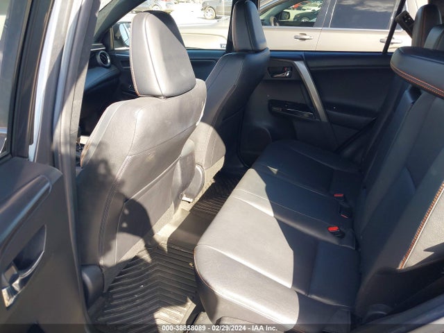 Toyota RAV4 SE 2016 JTMJFREVXGD190873 Image 8