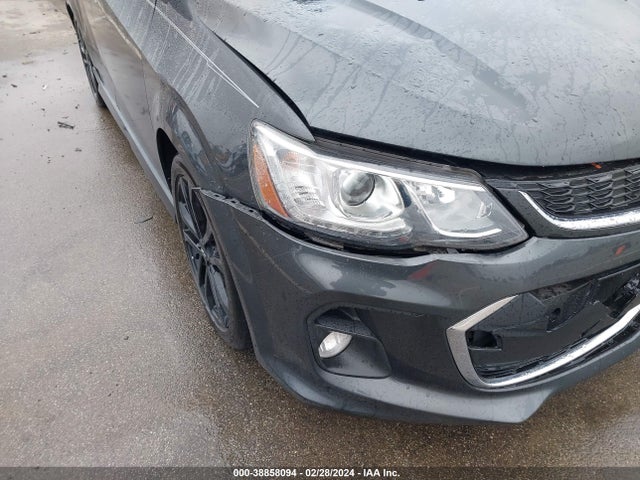 Chevrolet Sonic Lt Auto 2018 1G1JD6SB4J4104469 Image 11