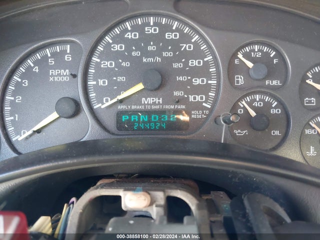 2000 Gmc Sierra 1500 Sle მანქანა იყიდება აუქციონზე, vin: 2GTEC19T9Y1143352, აუქციონის ნომერი: 38858100