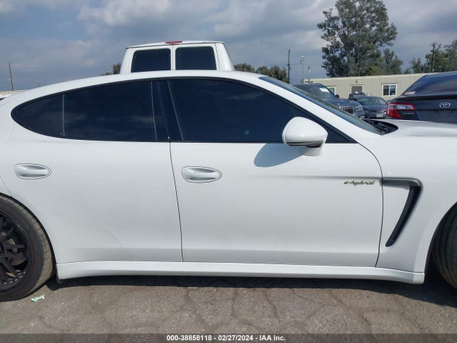 Porsche Panamera E-hybrid S 2015 WP0AD2A79FL041525 Image 14