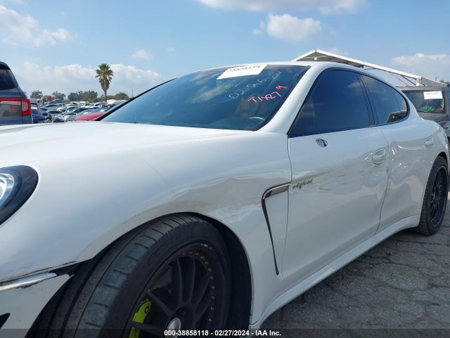 2015 PORSCHE PANAMERA E-HYBRID WP0AD2A79FL041525 Photo 5