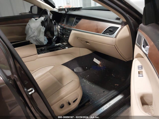 Genesis G80 3.8 2017 KMHGN4JE3HU212229 Image 5