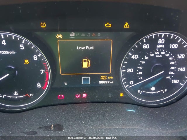 Genesis G80 3.8 2017 KMHGN4JE3HU212229 Image 7