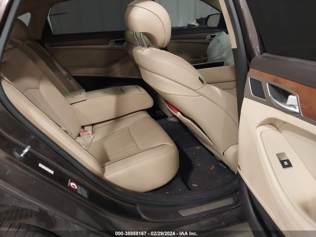 Genesis G80 3.8 2017 KMHGN4JE3HU212229 Image 8