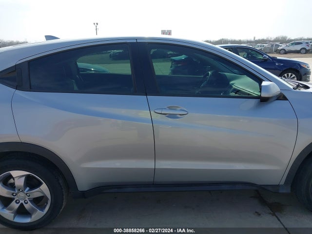 Honda HR-V LX 2018 3CZRU5H32JM717435 Image 13