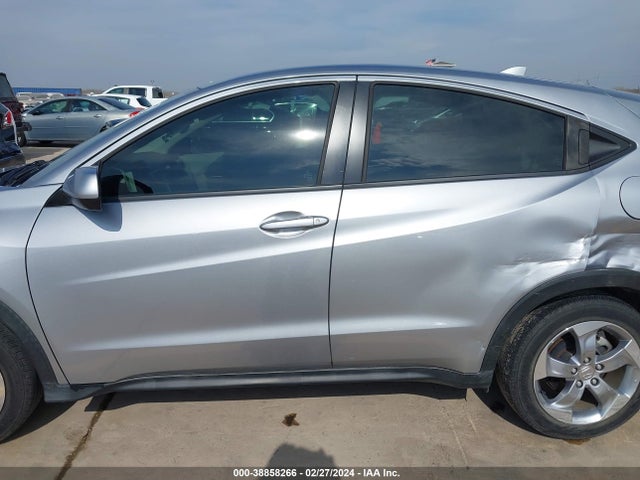 Honda HR-V LX 2018 3CZRU5H32JM717435 Image 14