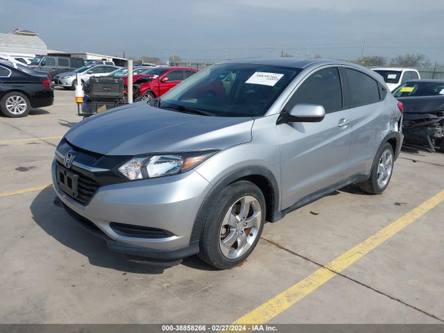 Honda HR-V LX 2018 3CZRU5H32JM717435 Image 2