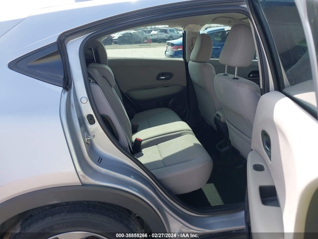 Honda HR-V LX 2018 3CZRU5H32JM717435 Image 8
