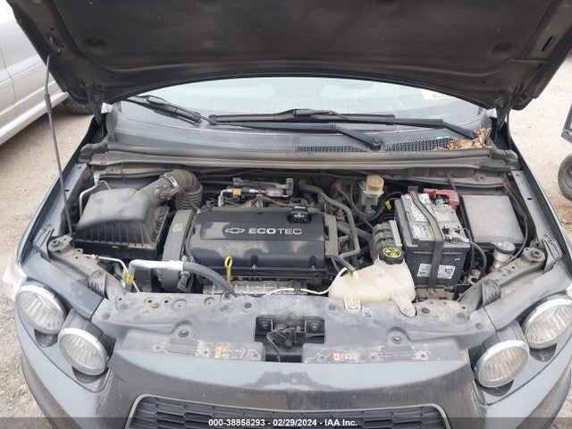 Chevrolet Sonic Ls Auto 2016 1G1JA5SH8G4111523 Image 10