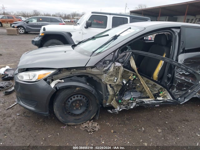 Ford FOCUS S 2017 1FADP3E22HL313138 Image 20