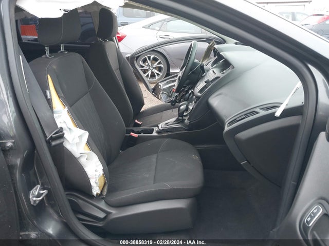 Ford FOCUS S 2017 1FADP3E22HL313138 Image 5