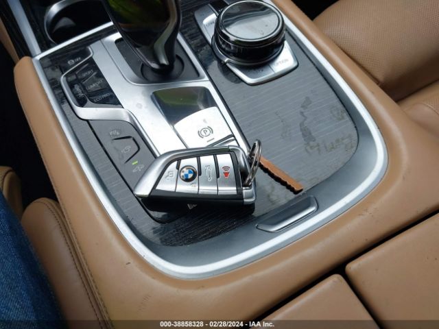 WBA7F2C54GG419645 BMW 750i Xdrive