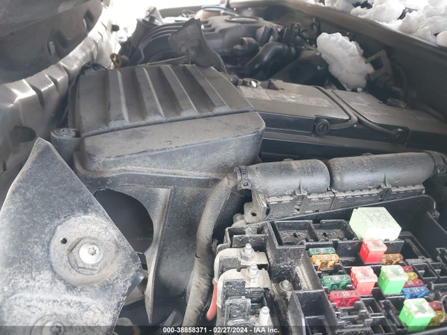3VW2K7AJ6EM327491 Volkswagen Jetta 2.0l S