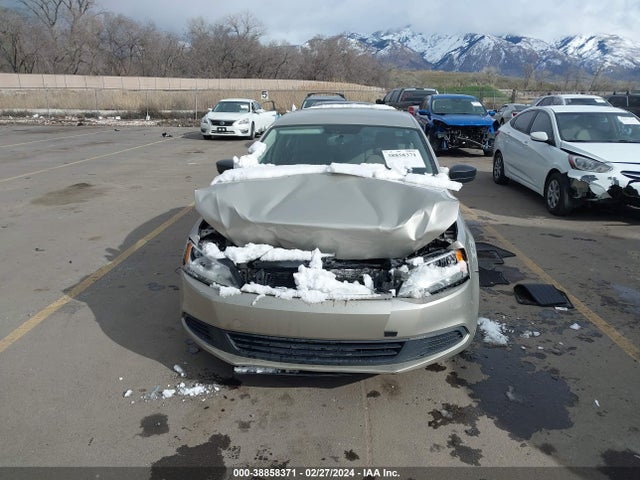 3VW2K7AJ6EM327491 Volkswagen Jetta 2.0l S