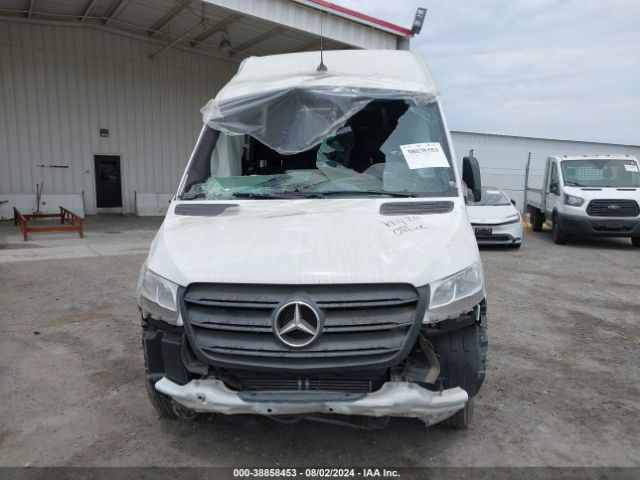 W1W4DBHY2MT053450 Mercedes-Benz Sprinter 2500 Standard Roof I4 Diesel