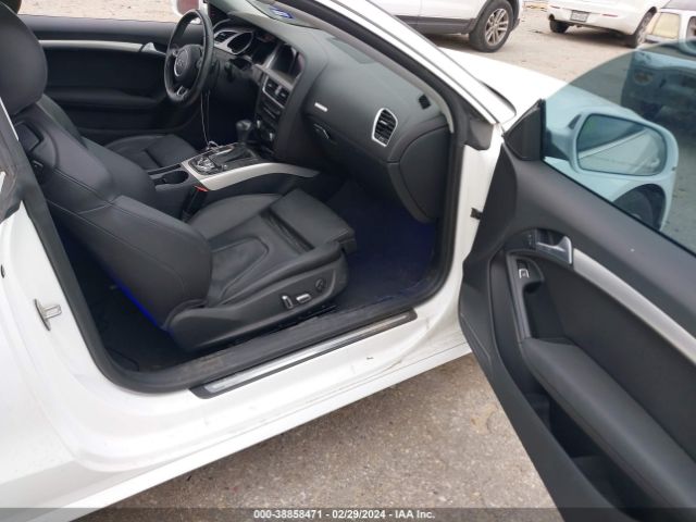 WAULFAFR1EA073545 Audi A5 2.0t Premium