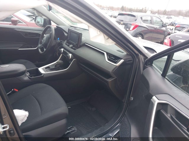 Toyota RAV4 LE 2022 2T3F1RFV6NW279004 Image 5