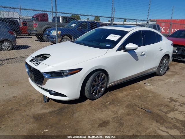 3MZBPAEM2KM101060 Mazda Mazda3 Premium Package