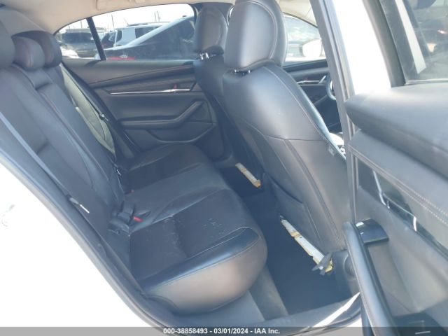 3MZBPAEM2KM101060 Mazda Mazda3 Premium Package