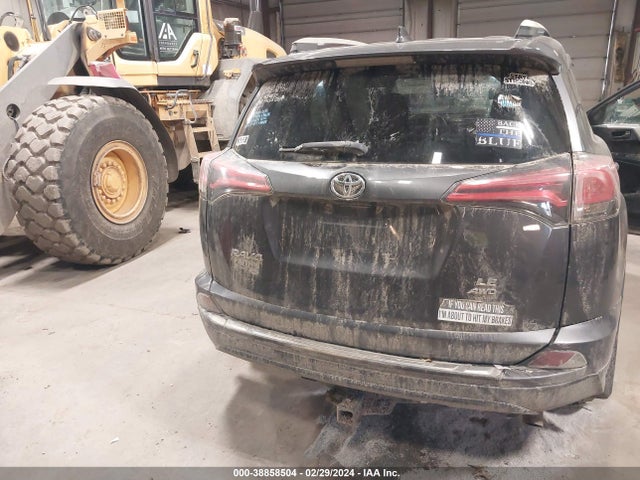 Toyota RAV4 LE 2018 2T3BFREV0JW850143 Image 16