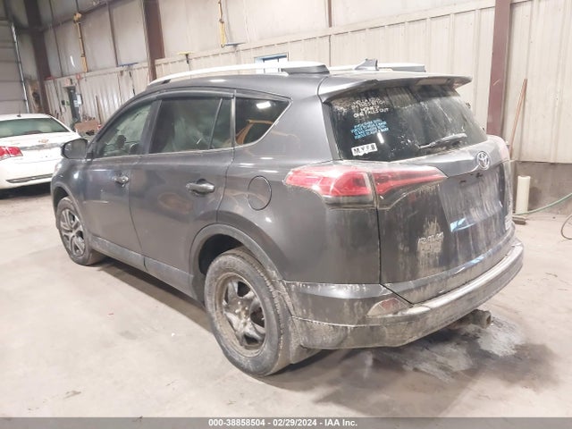 Toyota RAV4 LE 2018 2T3BFREV0JW850143 Image 3