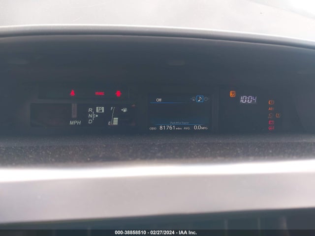 Toyota Prius V Four 2016 JTDZN3EU1GJ051419 Image 7