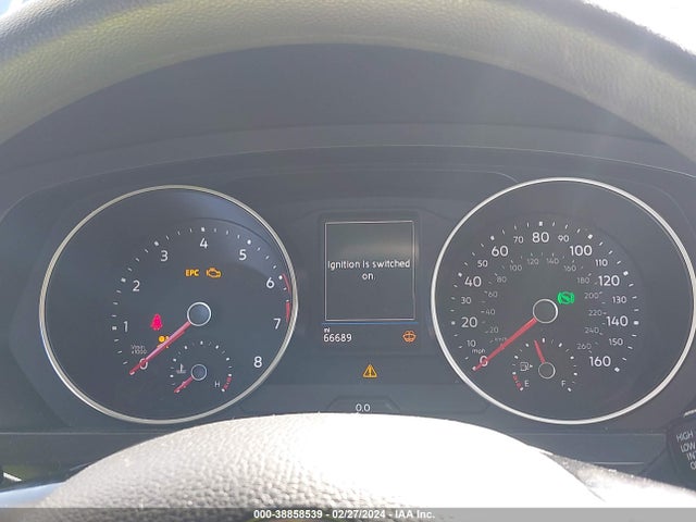 3VV1B7AX8JM057808 Volkswagen Tiguan 2.0t S