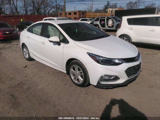 2018 1G1BE5SM2J7203772 main image