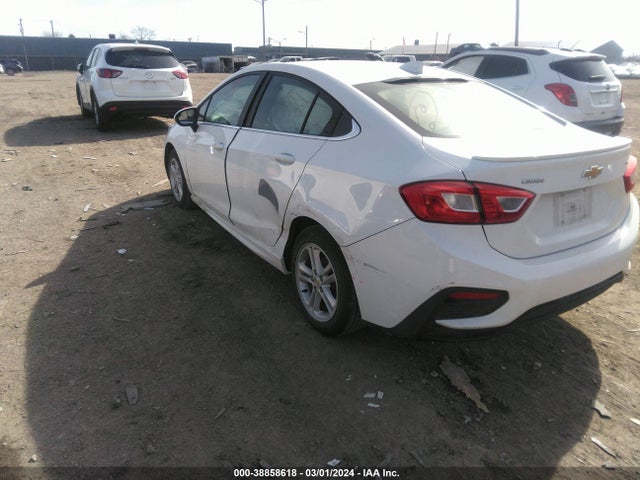 Chevrolet Cruze Lt Auto 2018 1G1BE5SM2J7203772 Image 3