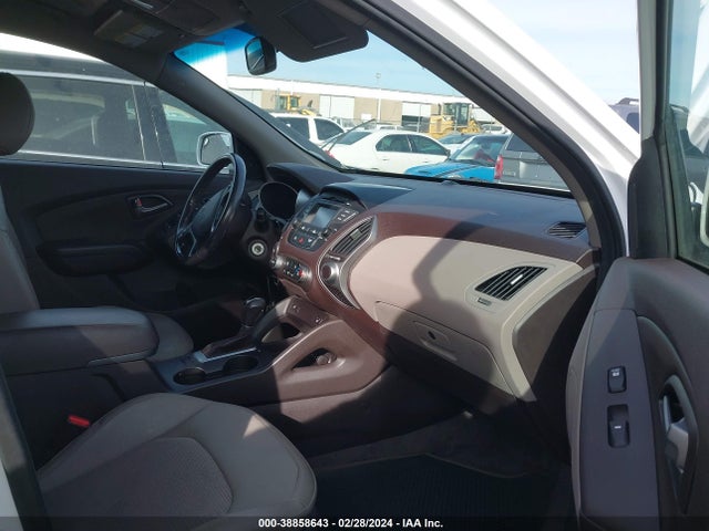 Hyundai TUCSON SE 2014 KM8JU3AG8EU864280 Image 5