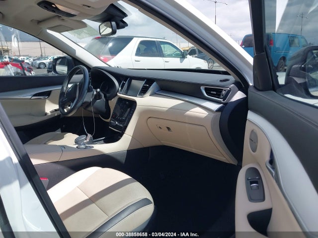 3PCAJ5M14KF110636 Infiniti Qx50 Essential