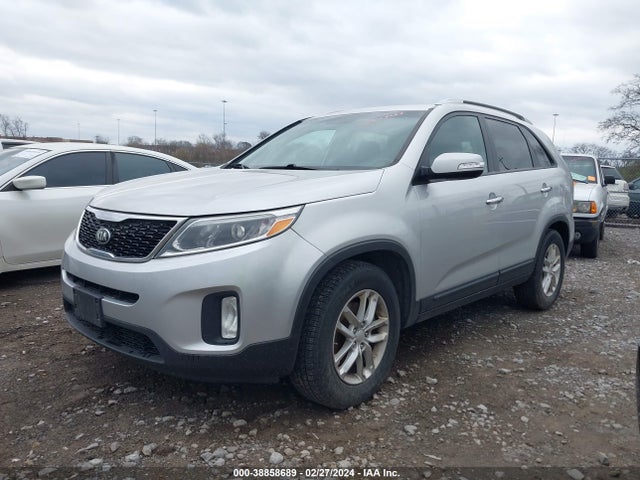 KIA SORENTO LX 2014 5XYKT3A66EG437975 Image 2