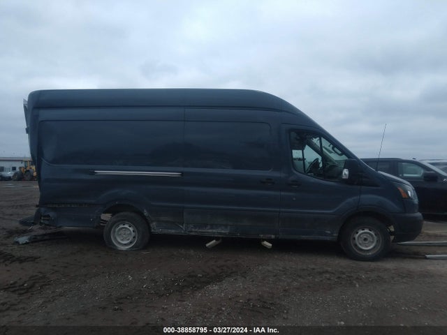 Ford Transit-250 2019 1FTYR3XM9KKA97502 Image 13