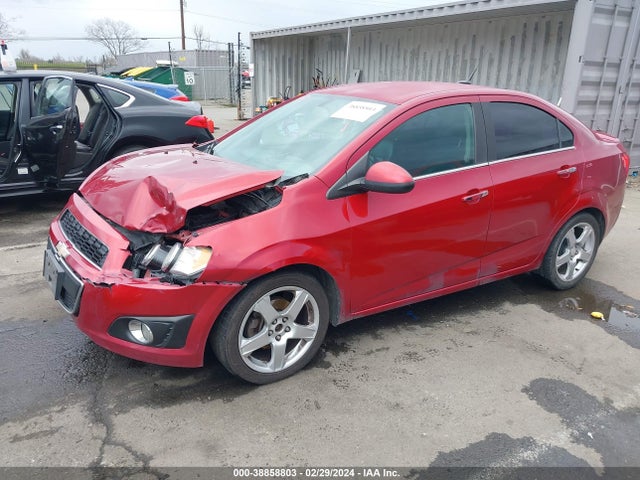 Chevrolet Sonic Ltz Auto 2014 1G1JE5SB0E4190487 Image 2