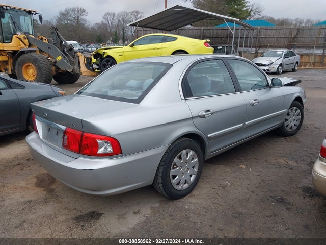 2003 KIA OPTIMA LX/SE VIN: KNAGD126235239791