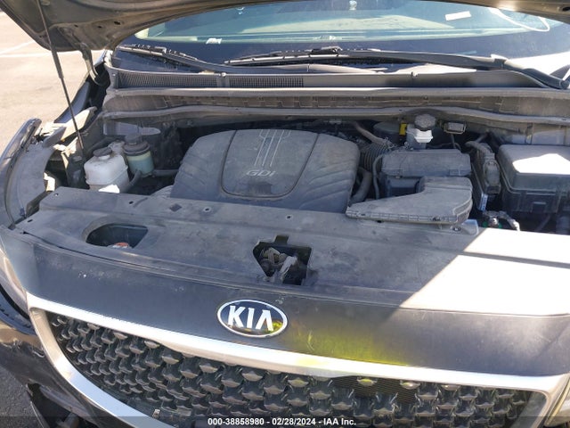 KIA SEDONA LX 2016 KNDMB5C1XG6142652 Image 10