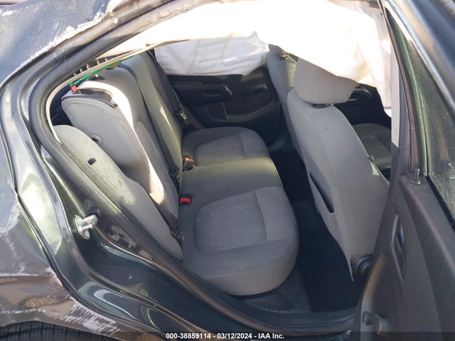 Chevrolet Sonic Ls Auto 2017 1G1JB5SH8H4161577 Image 8