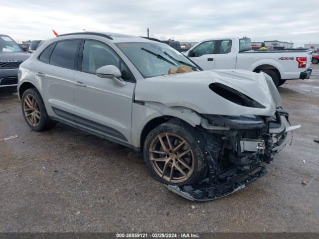 Auction sale of the 2023 Porsche Macan T, vin: WP1AA2A59PLB07627, lot number: 38859121