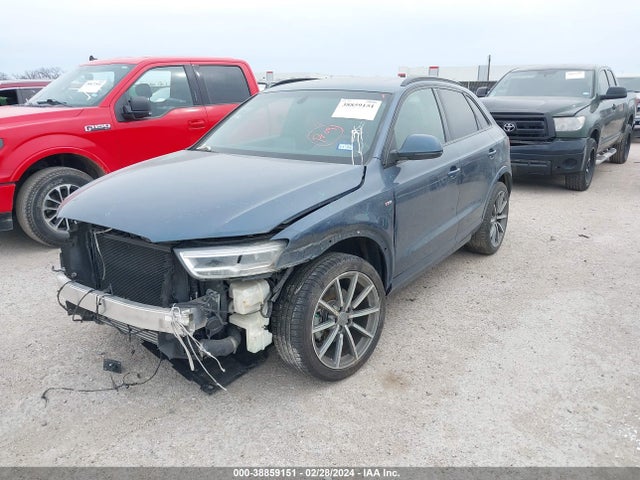 WA1JCCFS9JR011835 Audi Q3 2.0t Premium/2.0t Sport Premium