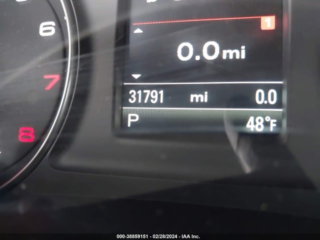 WA1JCCFS9JR011835 Audi Q3 2.0t Premium/2.0t Sport Premium