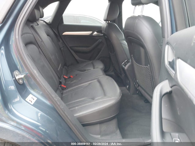 WA1JCCFS9JR011835 Audi Q3 2.0t Premium/2.0t Sport Premium