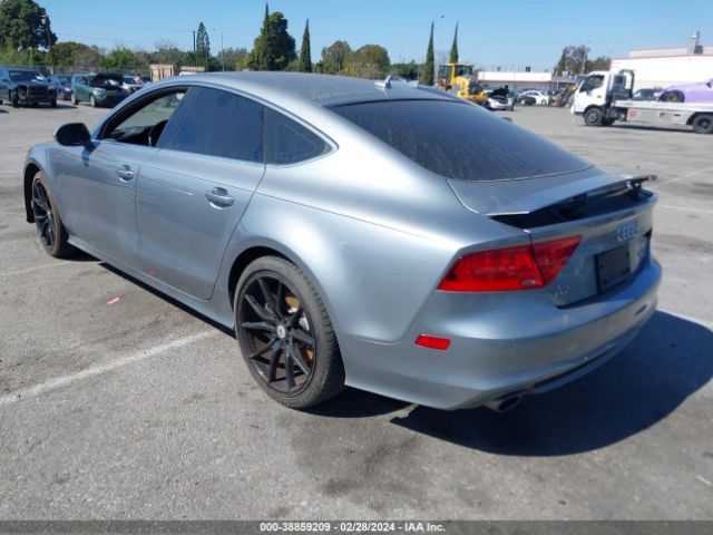 2012 AUDI A7 WAU3GAFC0CN084180 Photo 2