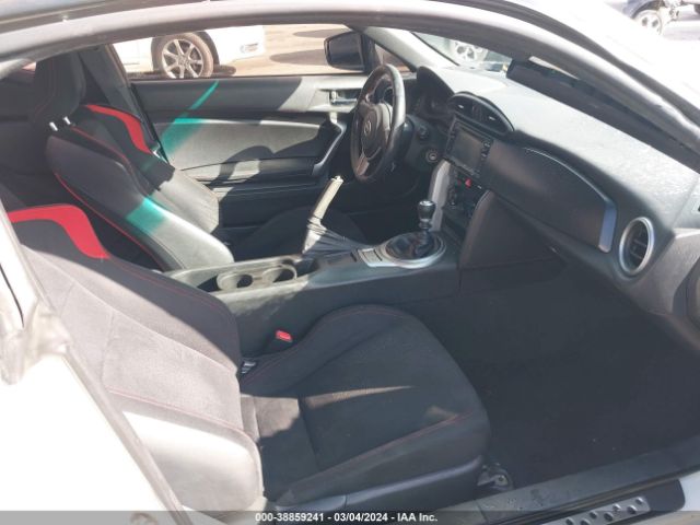 JF1ZNAA13E9704255 Scion FR-S