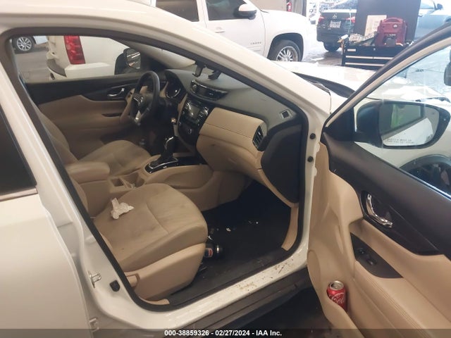 Nissan ROGUE S 2017 5N1AT2MV2HC792414 Image 5