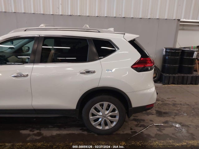 Nissan ROGUE S 2017 5N1AT2MV2HC792414 Image 6